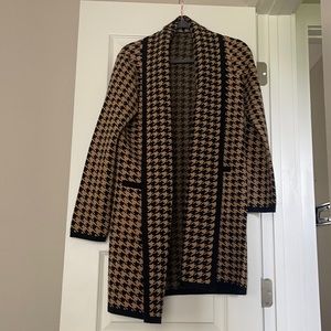 NWOT Ann Taylor Houndstooth Cardigan Jacket